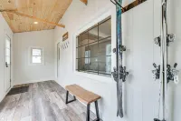 Lovely Ludlow Farmhouse ~ 1 Mi to Town & Slopes! - WiFi