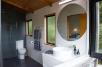 Kerikeri, Bay of Islands - Large Coastal Home in Private Bay with beach access