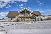 Rural White Sulphur Springs Getaway w/ Deck! - Homestays