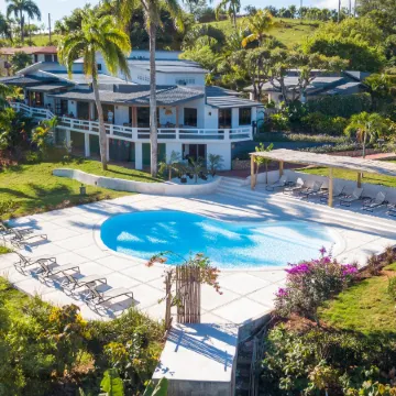 Catalina Tropical Lodge