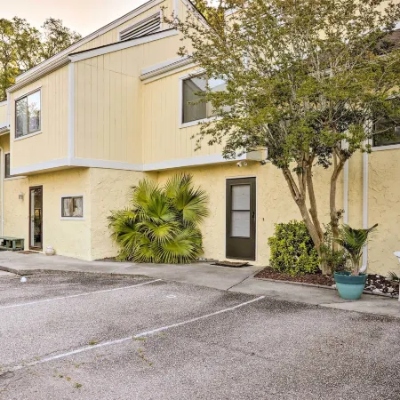 1 Block to Shore Family Condo in Myrtle Beach!