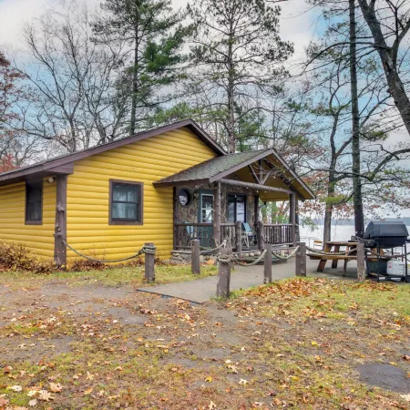 Scenic Cabin w/ Private Beach in Crosslake!