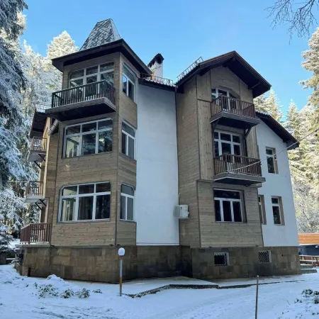 The Luxurious Forest Villa Borovets - 8 Bedroom Chalet