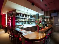 Le Noranda Hotel & Spa, Ascend Hotel Collection - bar