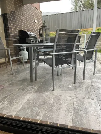 Modern 4 bedroom house -5 minutes to Bendigo cbd