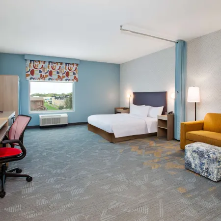 Home2 Suites by Hilton Grand Rapids Northeast Отели рядом с достопримечательностью «Арена «Ван Андел»»