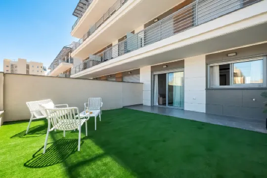 Red Canyon Spa Relaxed Garden Stay by Sea N' Rent