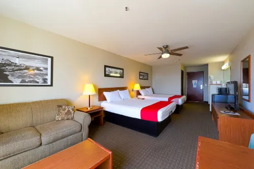 Siletz Bay Beachfront Hotel by OYO Lincoln City - parking