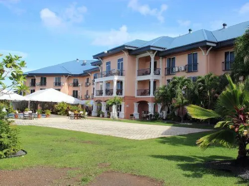 Tradewinds Hotel - 3-Star