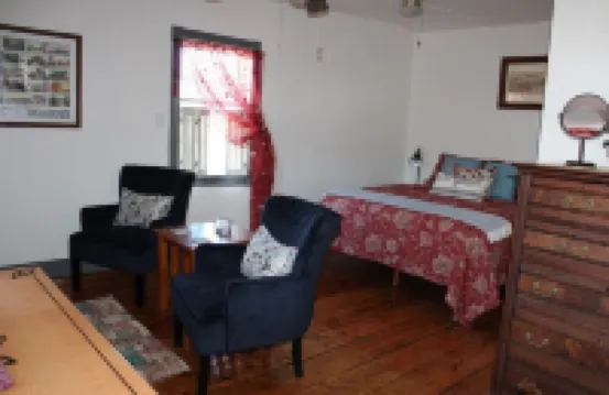 #3, 3rd Flr Studio Apartment in Historic Building