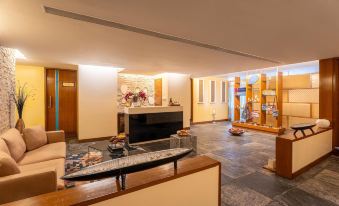 Radisson Resort Hatgad Saputara
