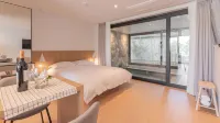 Albescent Poolvilla Hotels in Gyeongju