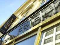Friday Hotel โรงแรมใกล้ใจกลางปราก