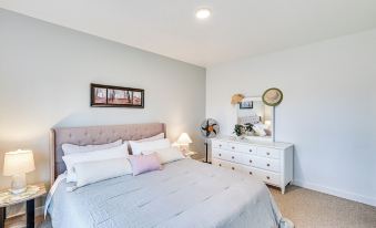 Shipshewana Guest House with Fire Pit!