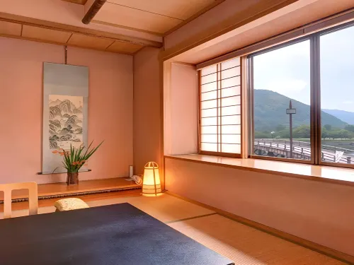 Kappo Ryokan Shiratame Ryokan Hotel di Iwakuni