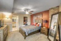 2 BR condo in heart of LoDo with great amenities