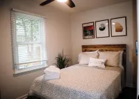 Cozy 3-bedroom house in  Decatur with AC, WiFi