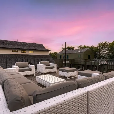 Stunning home with pool, walking distance to the square