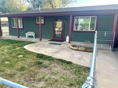 Charming 2-bedroom cottage in beautiful Colorado Springs
