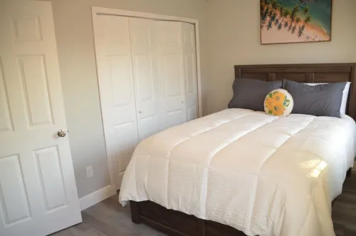 Charming 2-bedroom house in Kissimmee with WiFi, AC