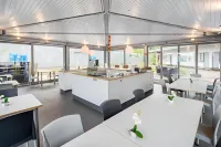 Arena Hotel Waldshut - Motels