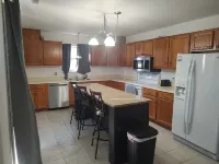 Charming 3-Bedroom House in Iola Hotels in Iola