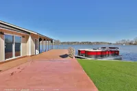 Light-Up Pool, In-Pool Jacuzzi and Gym with Sauna - Exquisite Serenity