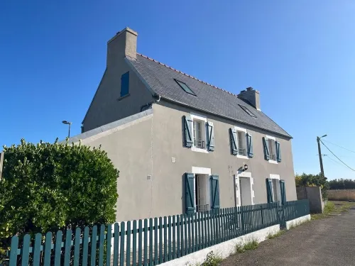Baie d'Audierne - Family house - 5 bedrooms / 2 bathrooms Hotels in Plovan