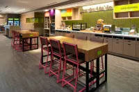 Home2 Suites by Hilton Charlotte Mooresville - breakfast