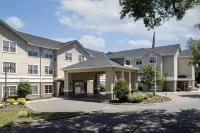 Homewood Suites by Hilton Newark - Cranford - Lemmikkieläimet sallittu