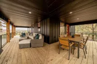 Refuge Ridge - A Modern 3-bedroom Cabin overlooking beautiful Norfork Lake