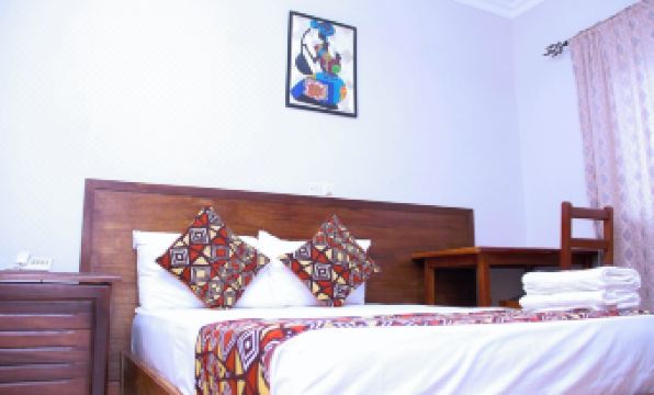 Rainforest Lodge - Housity