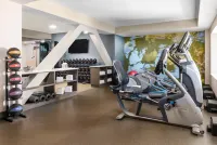 DoubleTree by Hilton Orlando Airport Hotel - Gym