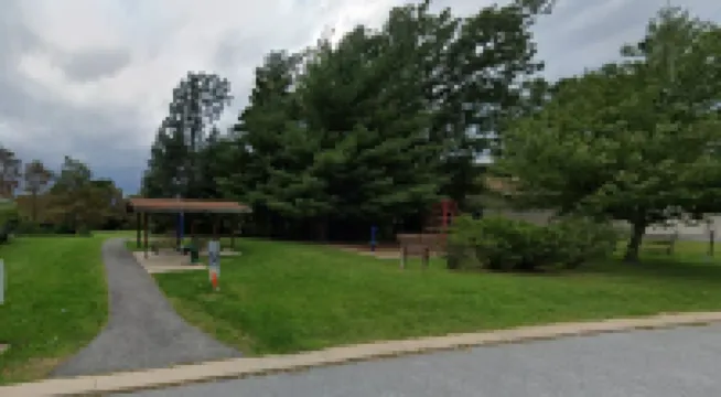 Lion’s Landing - PSU getaway! Everything needed for a fun, hassle-free stay!