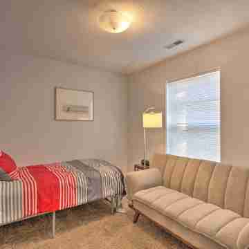 Cozy Cedar Rapids Pad - 2 Blocks to Mercy Care! Rooms