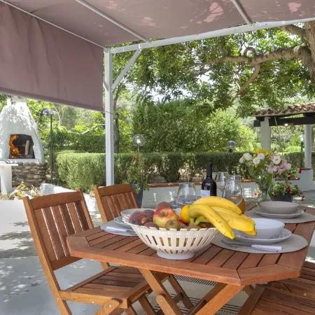 Domo Anghèleda - Detached with large garden, a few minutes from the sea