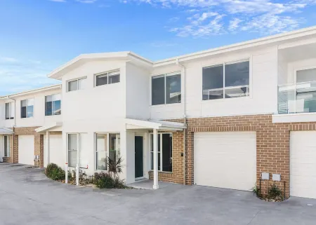 Lake Illawarra Family Escape