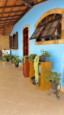 Home of Peace - Cozy house in Miguel Pereira, close to the city center Отели в г. Мигел-Перейра