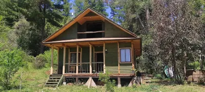 Rustic Boutique Cabin Hotels in 