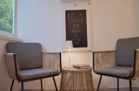 18zero2 Luxury RoomsStella tortora