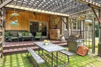 Modern rustic lodge set in the White Mountains and minutes from North Conway.