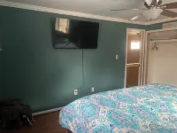Riverfront 3-bedroom house