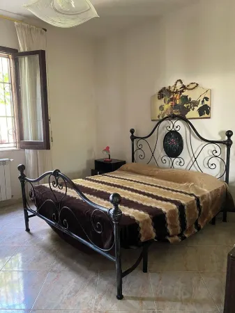 Single villa with garden 1300 meters from the sea Отели рядом с достопримечательностью «The Righteous of Sicily»