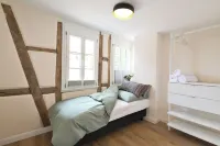 Vacation apartment "Nibelungen" - Spacious apartment with roof terrace
