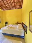 10 minutes walking distance from the beach,. Hotel a Icarai