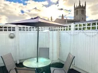 Stunning, Chic 3-4 Bed House! 4 Storeys