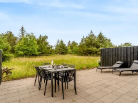 "Anelle" - 2.5km from the sea