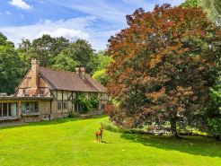 Sandhill Cottage with Hot Tub