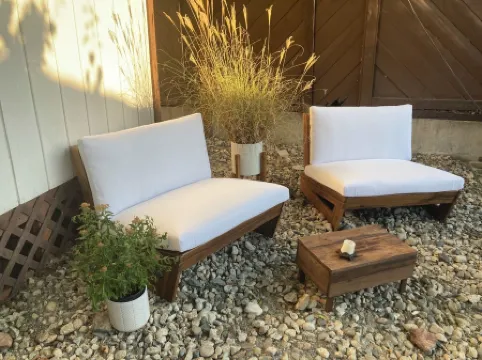 Natural Nook by Nelson lakeside park. Downtown walkable and pet friendly!