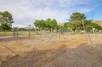 Family-Friendly Utah Home, Easy Access to Zion! - parking